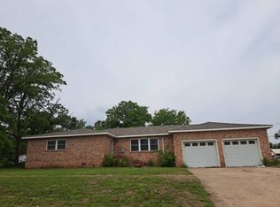 803 4th St, Alva, OK 73717