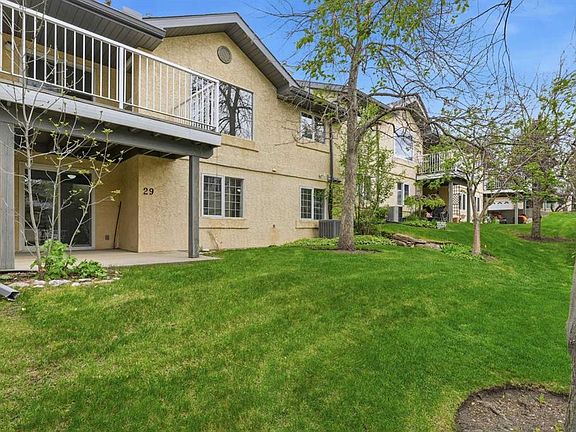 3rd image of 29 N Edenwold Grn NW