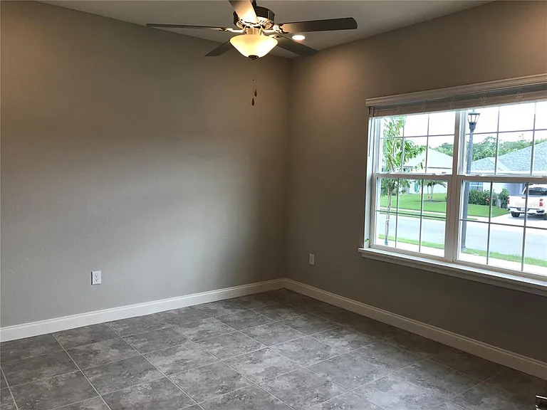 1437 Cypress View Ln — Photo 27