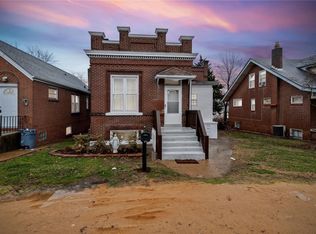 910 Erskine Ave, Saint Louis, MO