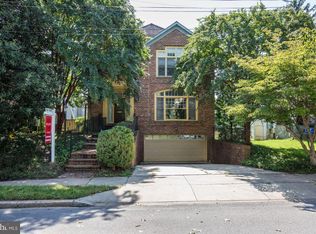 4702 Chevy Chase Dr, Chevy Chase, MD 20815