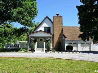 5005 Cross Rd, Salem, IL 62881