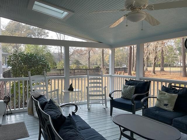 2nd image of 857 Farm Quarter Rd