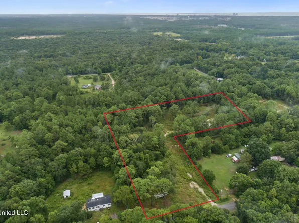 7368 Longridge Rd, Long Beach, MS 39560