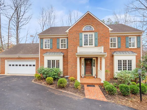 2952 Cove Trce, Charlottesville, VA 22911