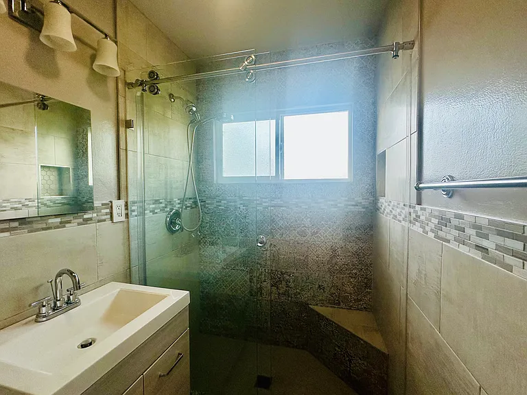 29 N Hidalgo Ave #E — Photo 7