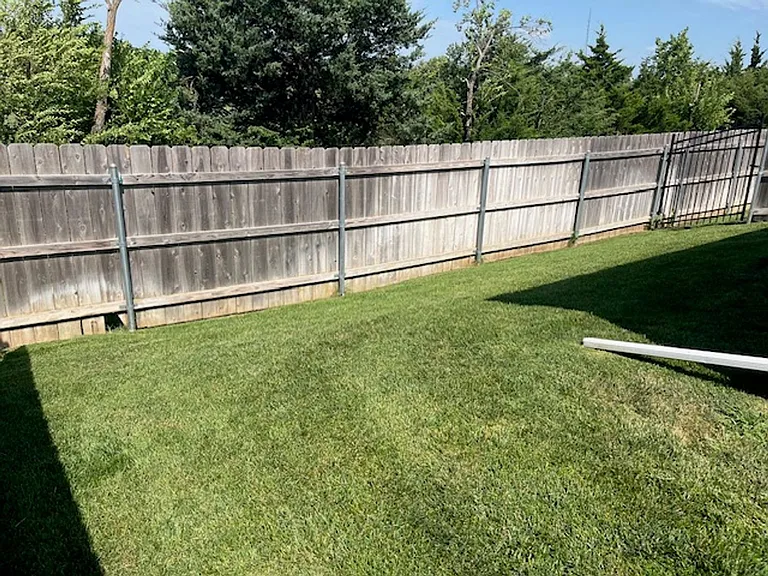 1315 N Azena St — Photo 4