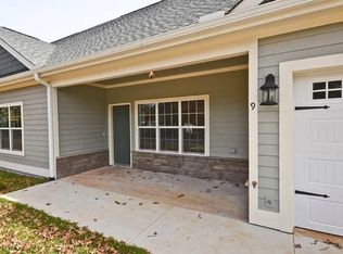 9 White Pine Dr, Black Mountain, NC 28711