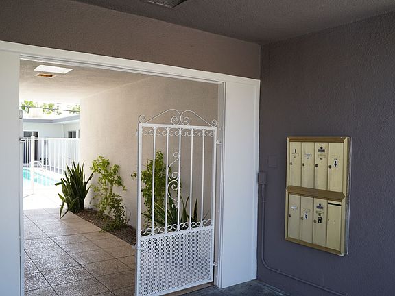 4th image of 120 S Saturmino Dr #4
