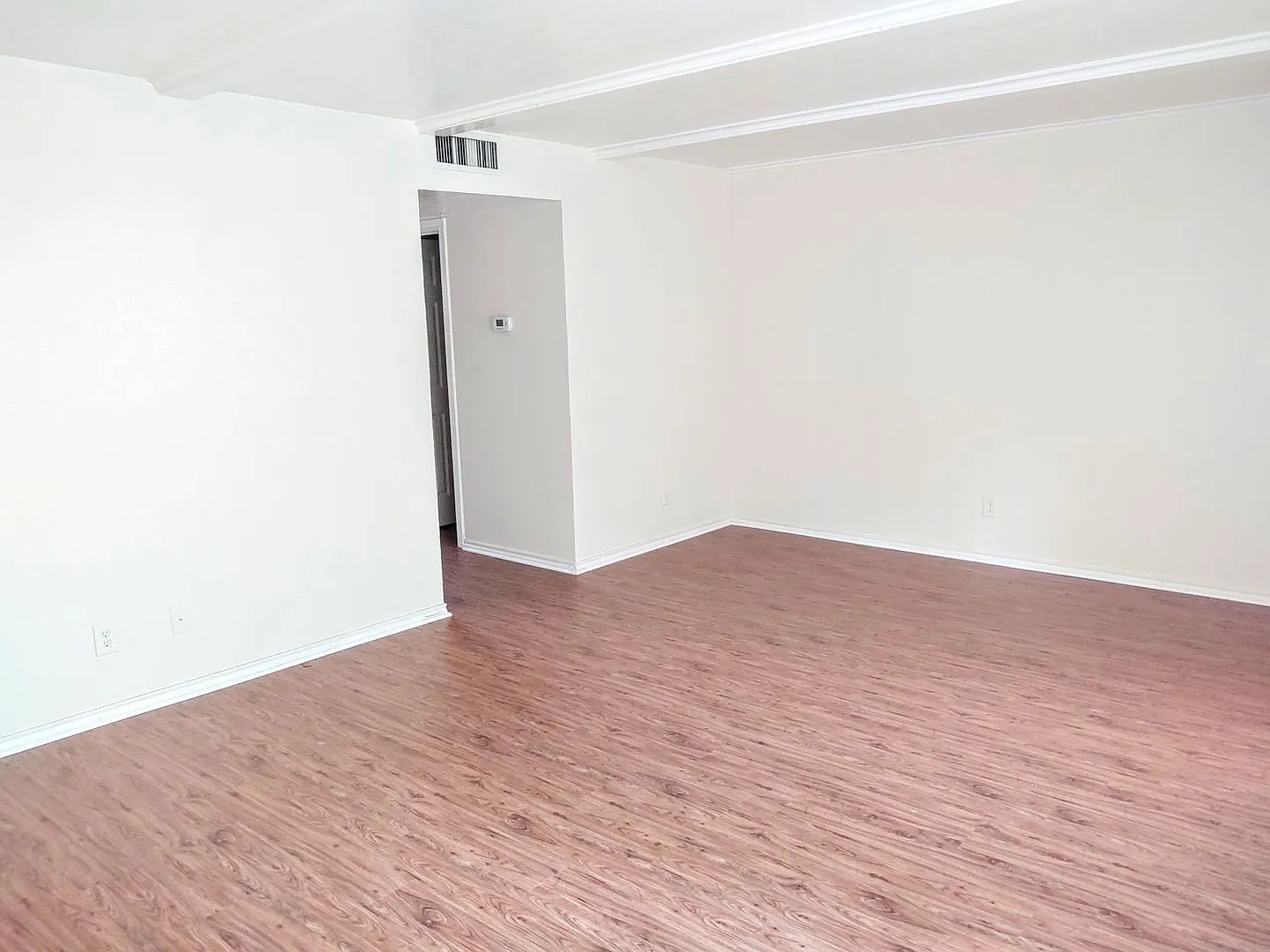 44444-2208 W Hickory St — Photo 3