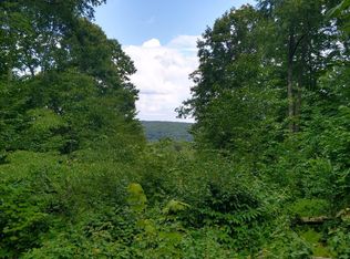 445 Summit Woods Rd, Moscow, PA 18444