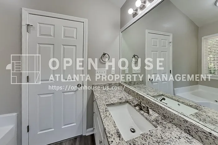 5665 Enchantress Ln — Photo 11