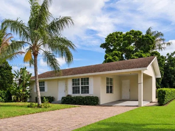6894 3rd St, Jupiter, FL 33458