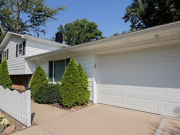 4th image of 74 Tuckmere Dr