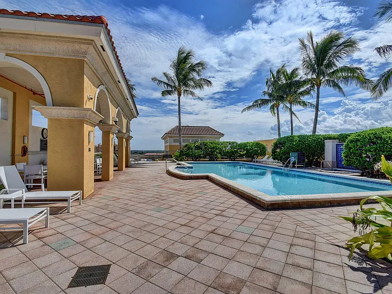 403 S Sapodilla Ave #502 — Photo 41