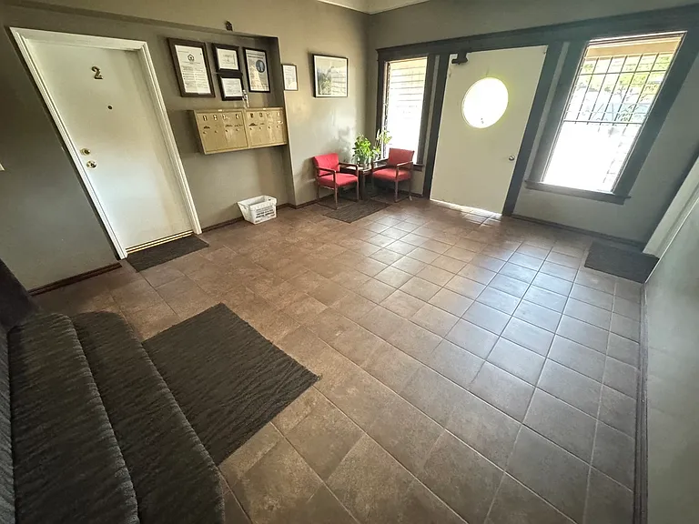 1341 N Bronson Ave #7A — Photo 9