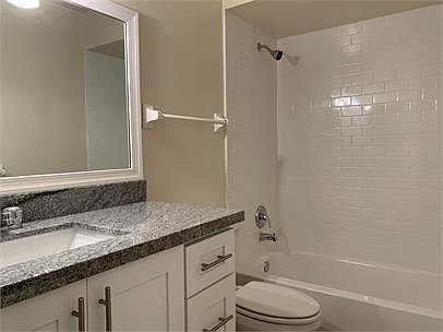 3rd image of 3614 N East Ave #1-21