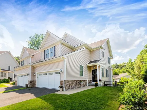 24 Forest Way, Bethel, CT 06801