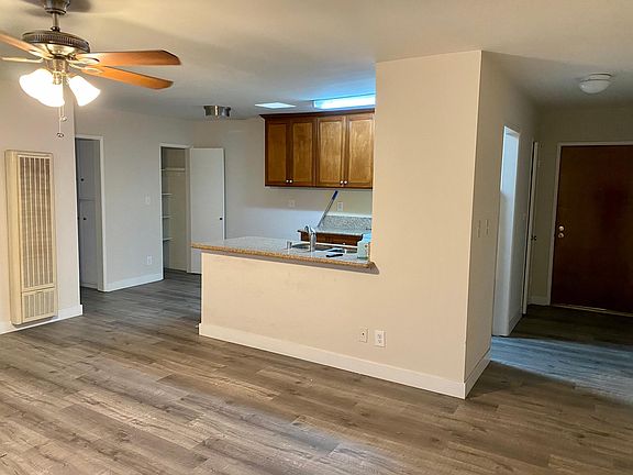 3rd image of 11942 Louise Ave APT 10