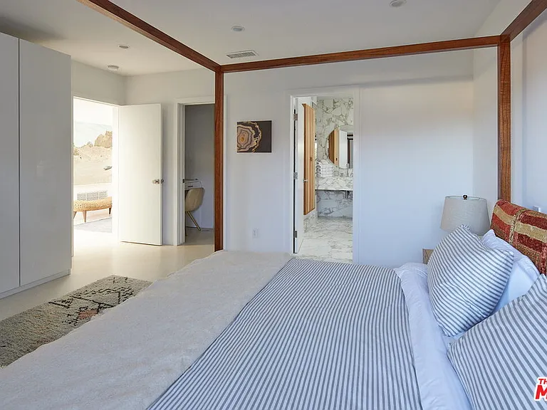 3817 Surfwood Rd — Photo 13