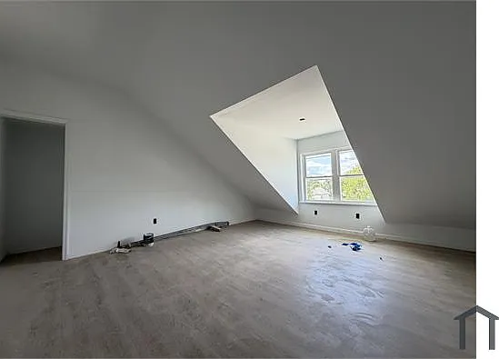 399 Port Richmond Ave #2 — Photo 7