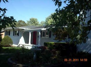 2803 Townway Rd, Danville, IL 61832