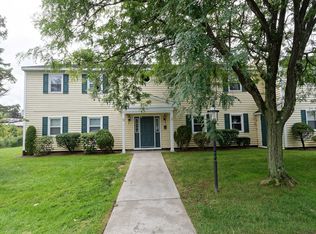 114 Cedarview Ln, Watervliet, NY 12189