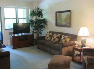 70 Barker St APT 206, Mount Kisco, NY 10549