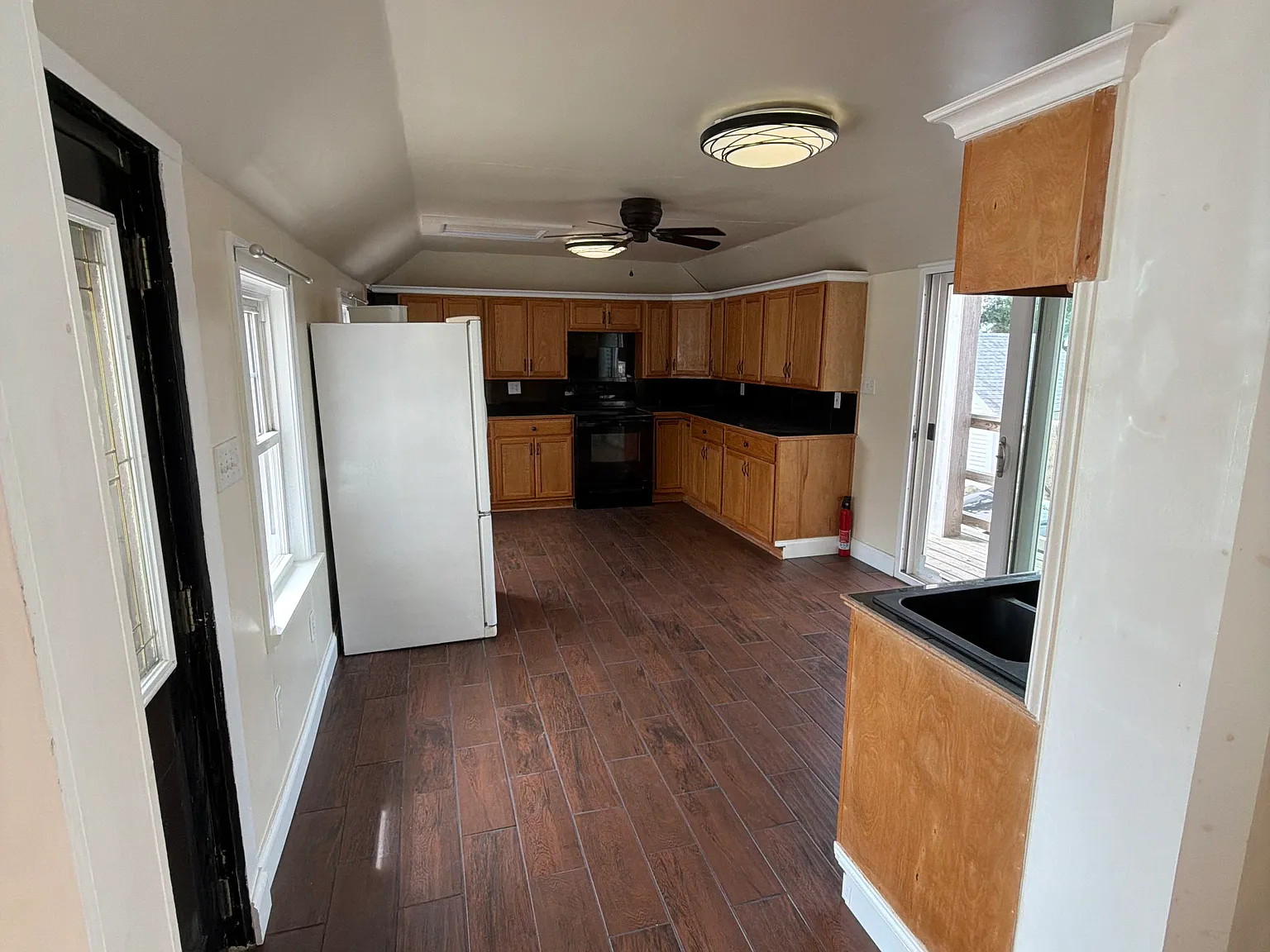 2 bed, 1000 sqft, $2,900 — Photo 4