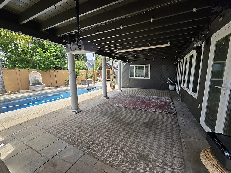 12870 Prairie Dog Ave — Photo 29