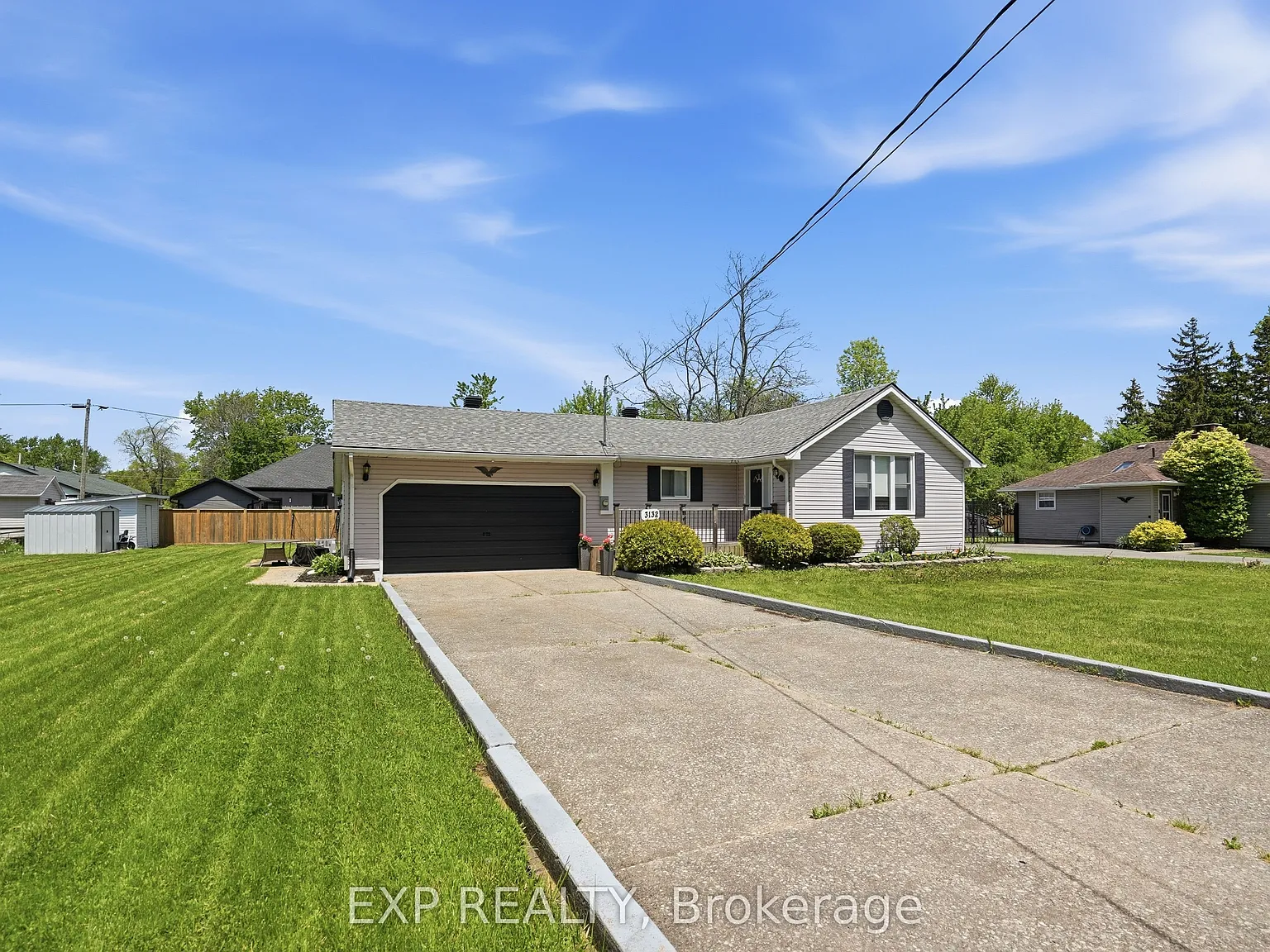 4 bed, $2,300 — Photo 3