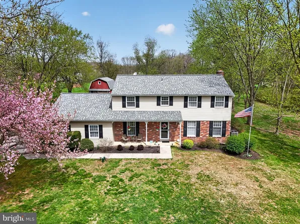 939 Alycia Ln, Telford, PA 18969