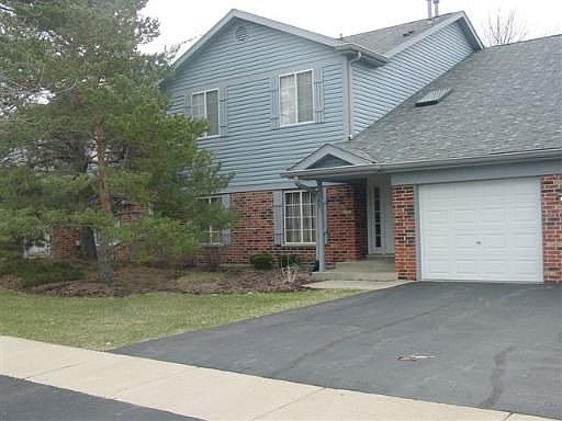 2nd image of 1745 Chesapeake Ln