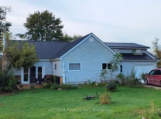 1363 W Edward St, Saint Clair, ON N0P 2R0