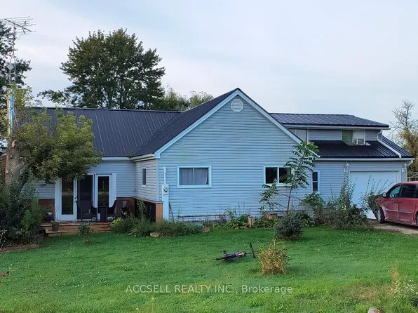 1363 W Edward St, Saint Clair, ON N0P 2R0