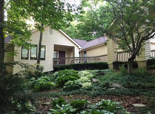3430 Pine Ridge Dr, Lewis Center, OH 43035