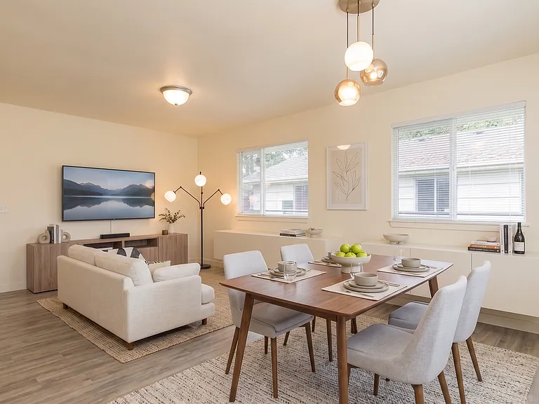 Back Nine Apartments - Located on the west slope of Queen Anne — Photo 4