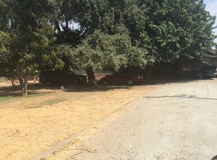 8590 S Englehart Ave, Reedley, CA 93654