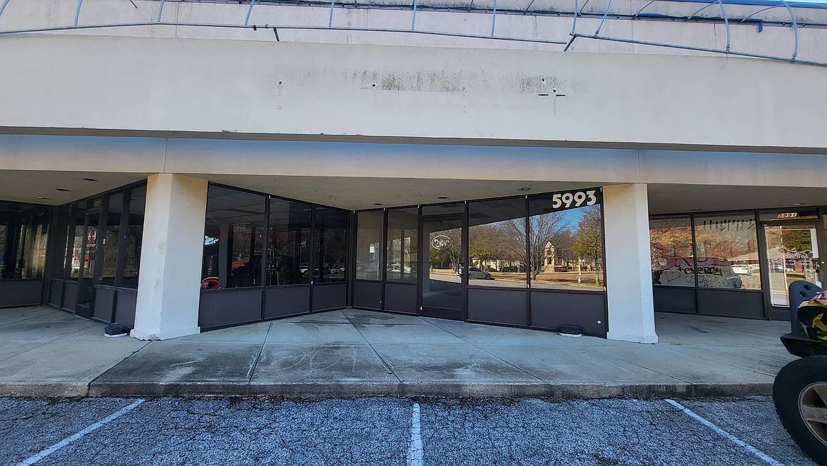 Building Photo - 5993 Bartlett Center Dr #1