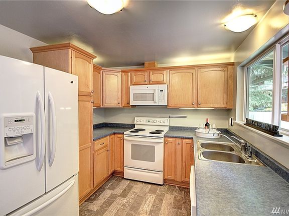 5th image of 21411 Cypress Way