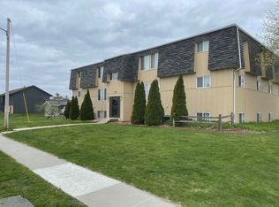 2 bedroom unit right across from Sawyer Elementary and on CyRide, Ames, IA 50014