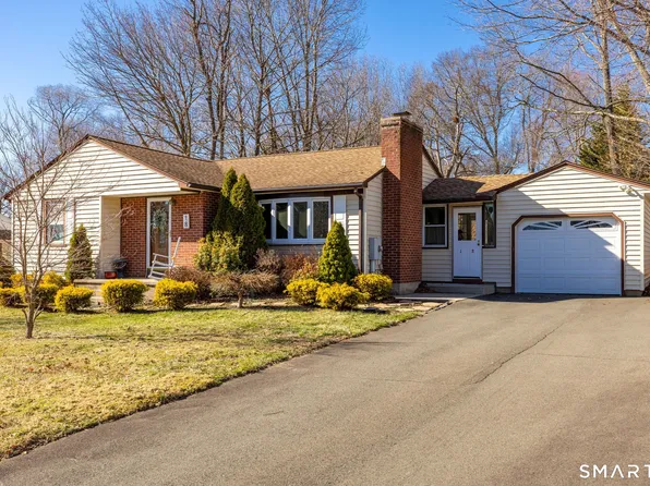 18 Debra Lane, Bristol, CT 06010