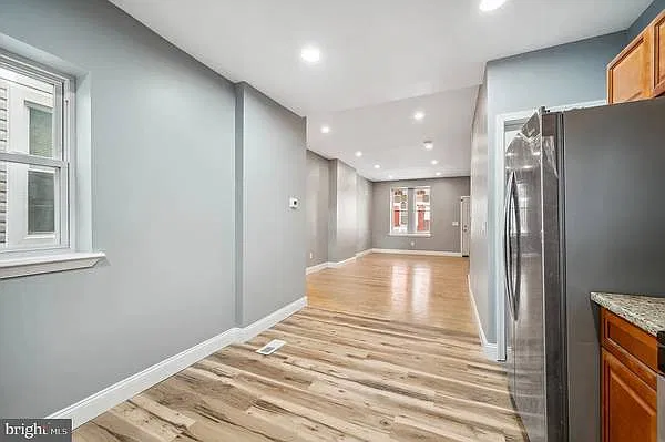 3 bed, 1600 sqft, $1,750 — Photo 3