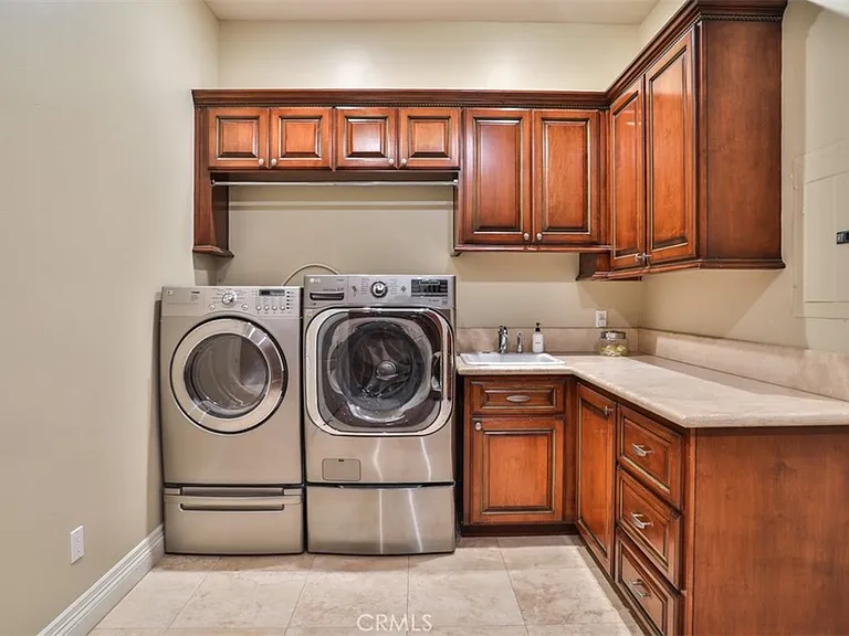 39520 Colleen Way — Photo 64