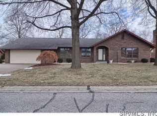 106 Northview Dr, Collinsville, IL