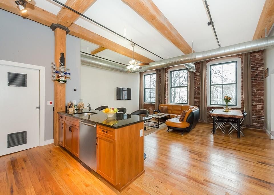 1st image of 589 Essex St Unit 207