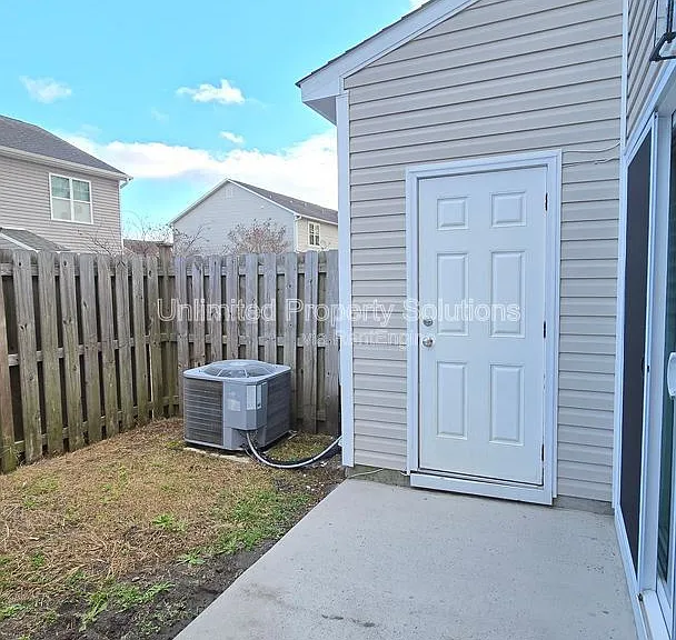 4643 Andros Ln — Photo 27