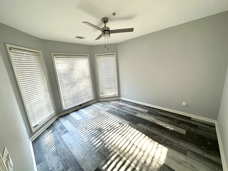 10 Yacht Cove Dr — Photo 11
