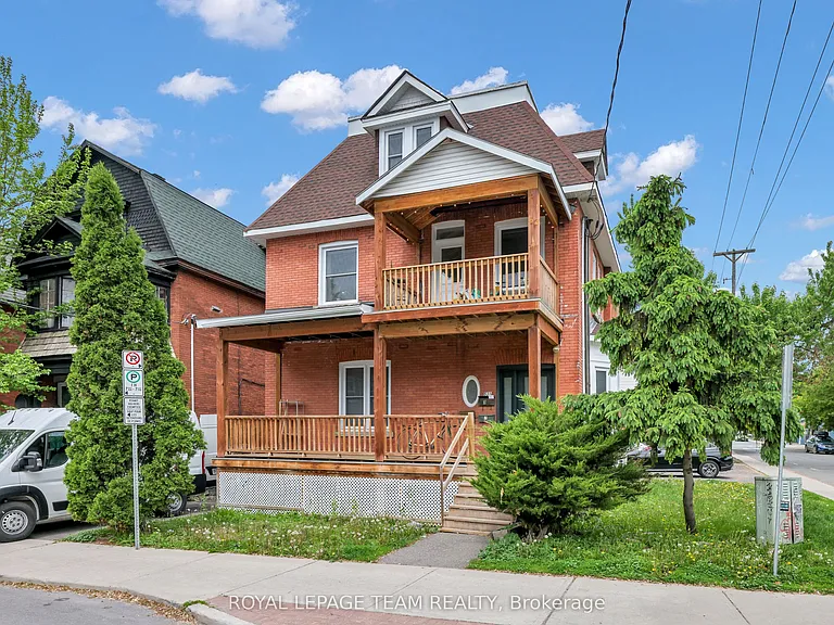 531 McLeod St #A — Photo 2