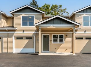 2278 Sandy Dr #B, Eugene, OR 97401